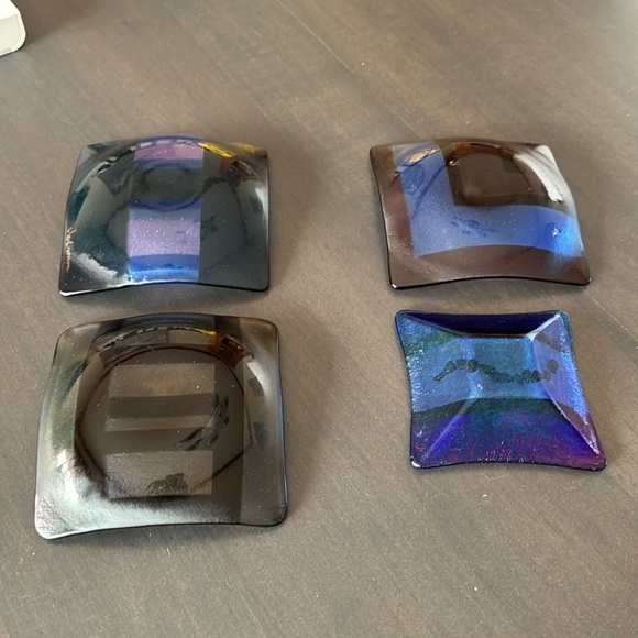 4 handmade Fused Glass Trinket Dishes made by Artisan Artist- 3 larger 1 smaller - Picture 8 of 10